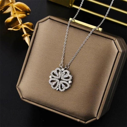 Monaky Collar Trébol Corazón + Caja de Regalo - [PROMOCIÓN DISPONIBLE SOLO HOY]